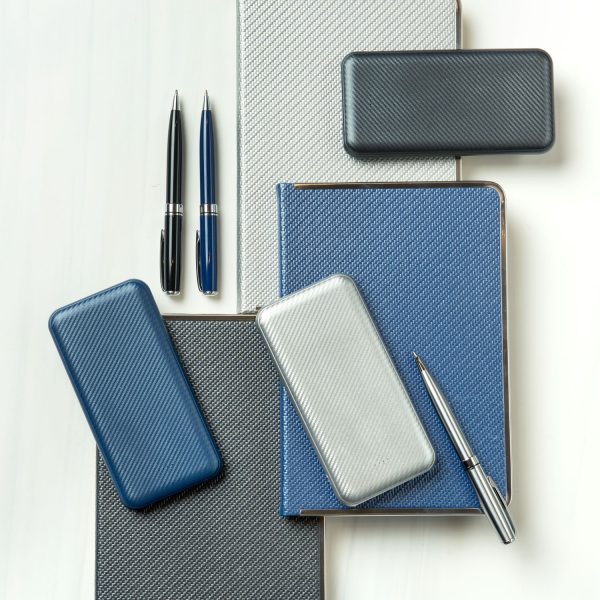 Внешний аккумулятор Carbon PB 10000 mAh, графитовый металлик — изображение 5